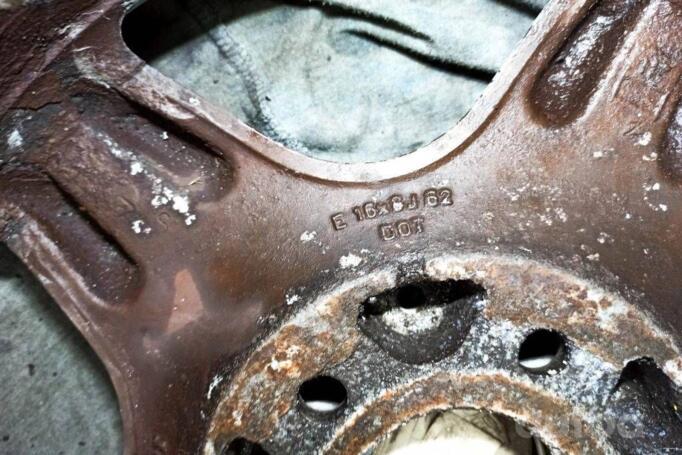 Kita, lengvojo lydinio