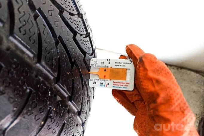 Kita, lengvojo lydinio