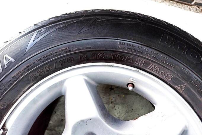 Kita, lengvojo lydinio