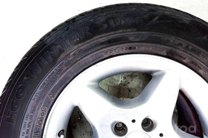 Kita, lengvojo lydinio