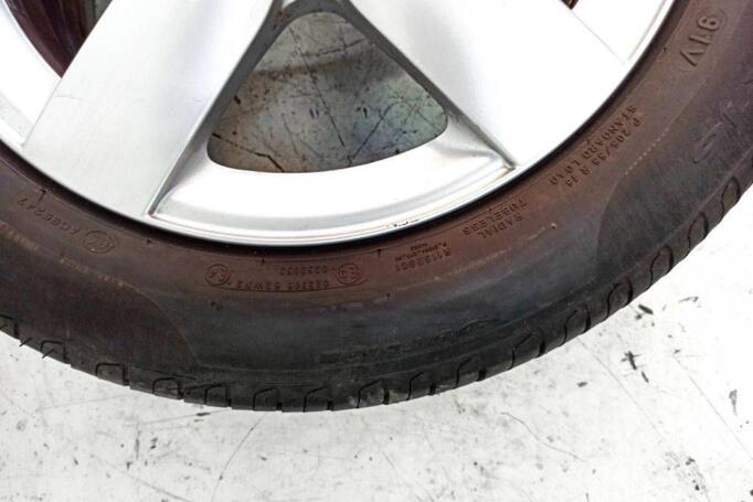 Kita, lengvojo lydinio