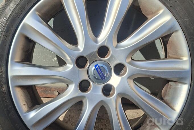 Volvo, lengvojo lydinio