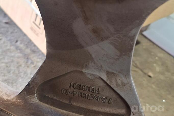 Peugeot 3008, lengvojo lydinio