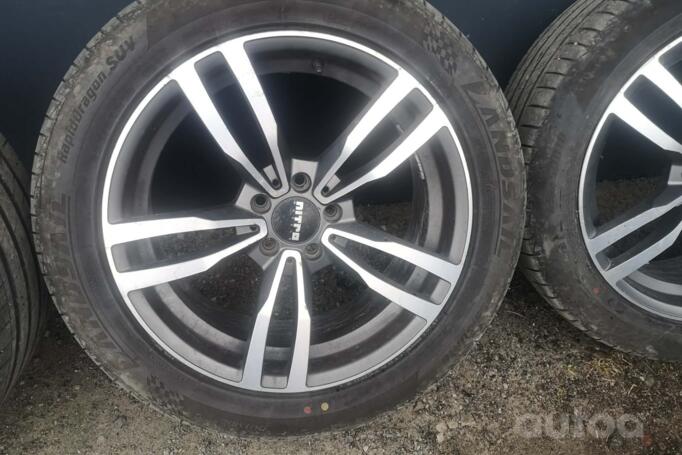 Kita, lengvojo lydinio