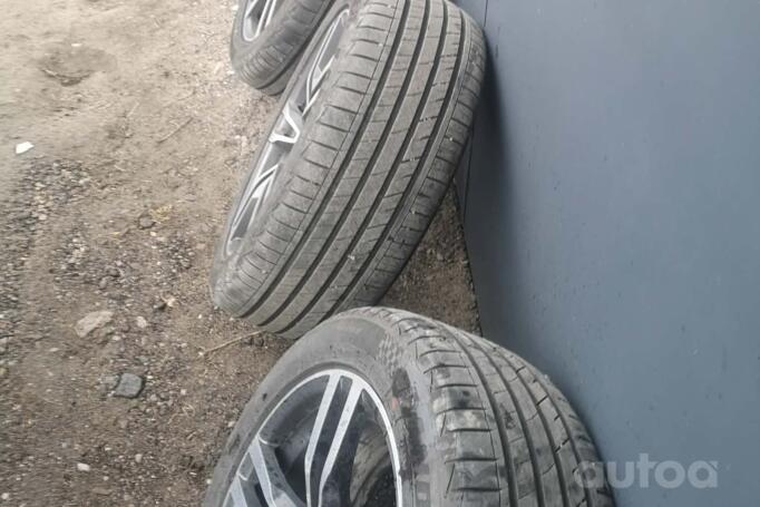 Kita, lengvojo lydinio