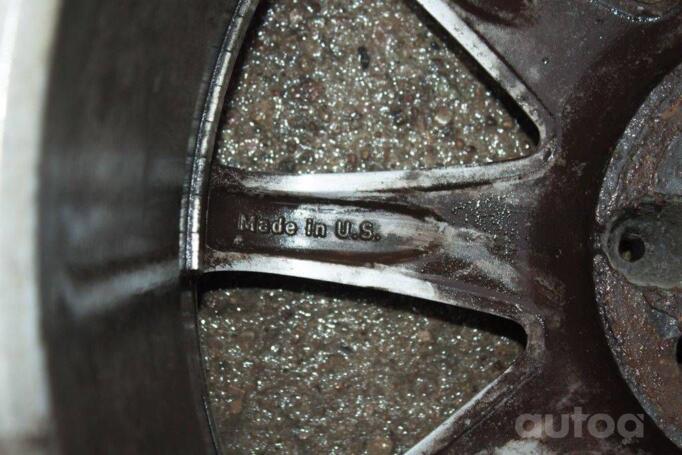 Kita, lengvojo lydinio