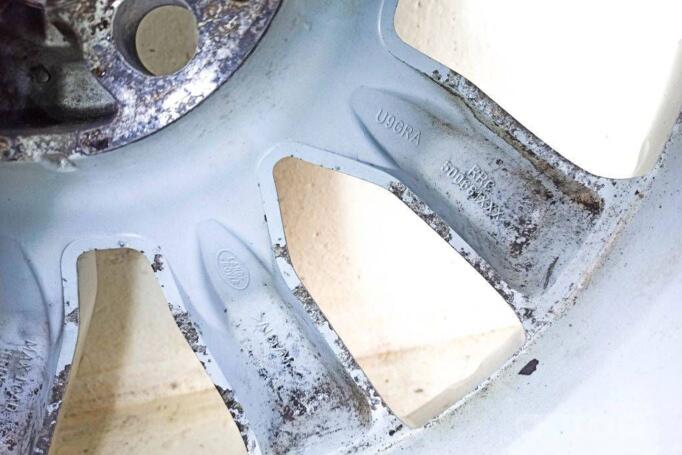 Kita, lengvojo lydinio