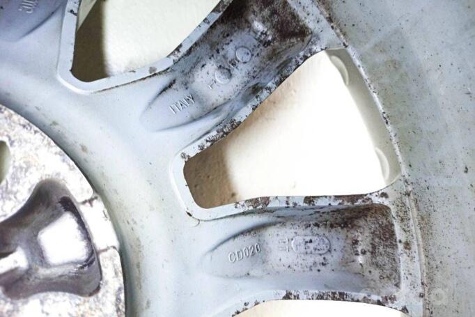 Kita, lengvojo lydinio