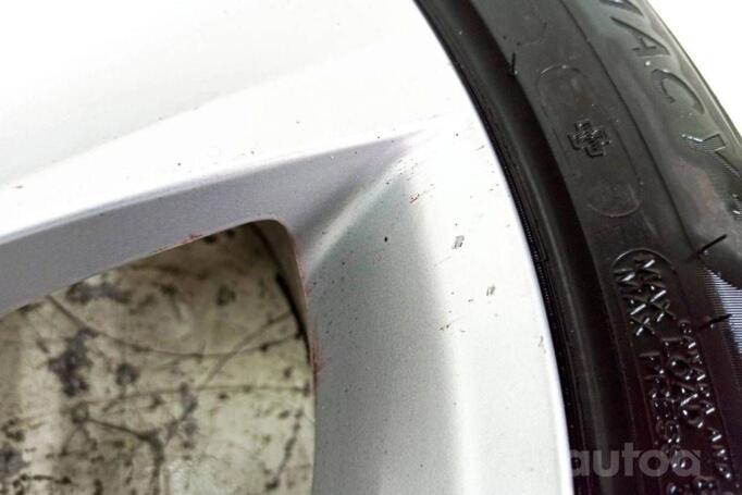 Kita, lengvojo lydinio