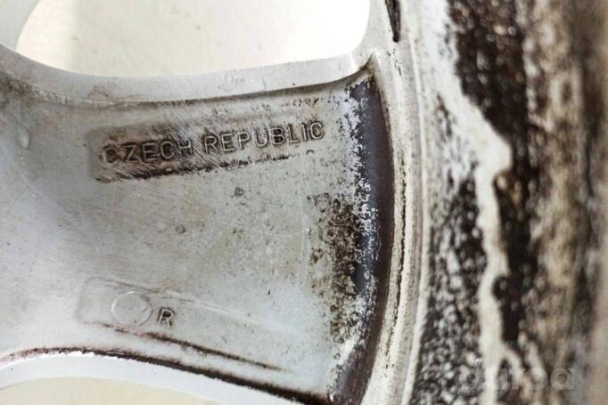 Kita, lengvojo lydinio