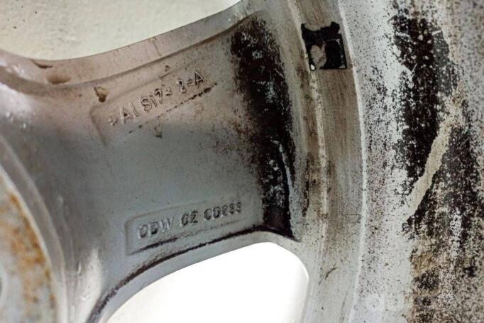 Kita, lengvojo lydinio