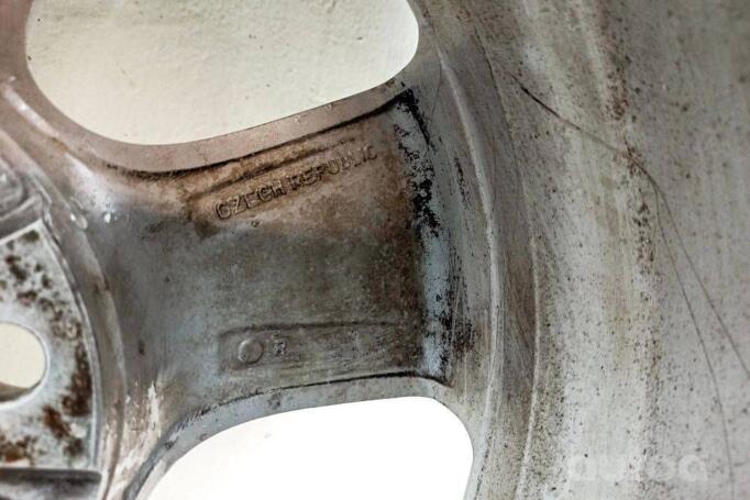 Kita, lengvojo lydinio