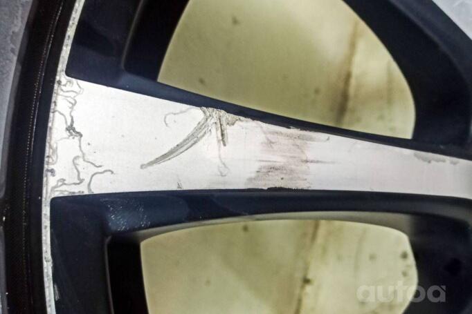 Kita, lengvojo lydinio