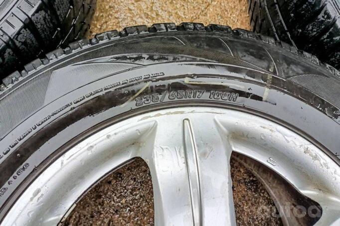 Kita, lengvojo lydinio