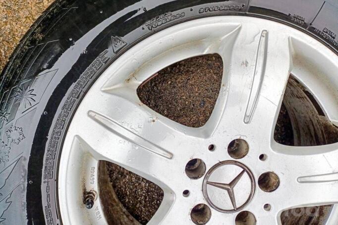 Kita, lengvojo lydinio