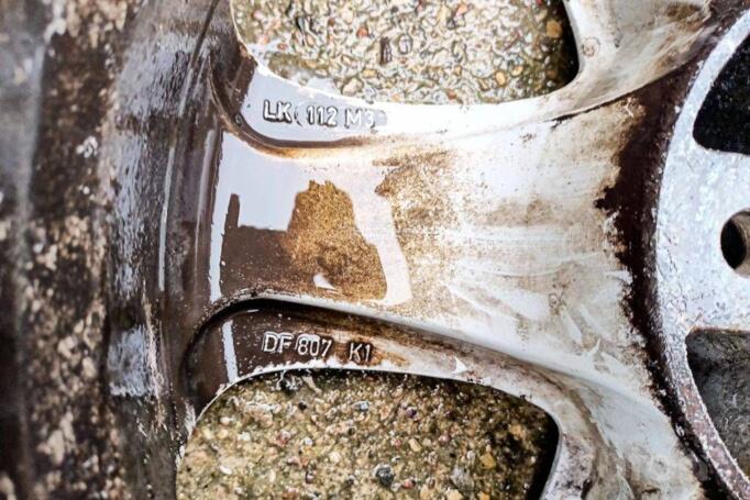 Kita, lengvojo lydinio