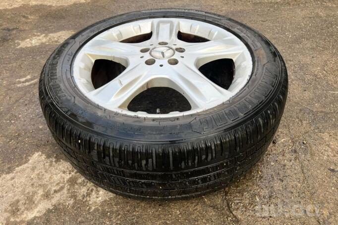 Kita, lengvojo lydinio