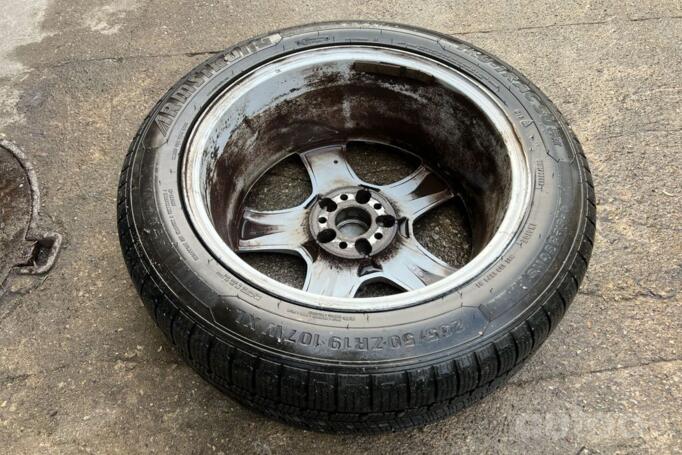 Kita, lengvojo lydinio