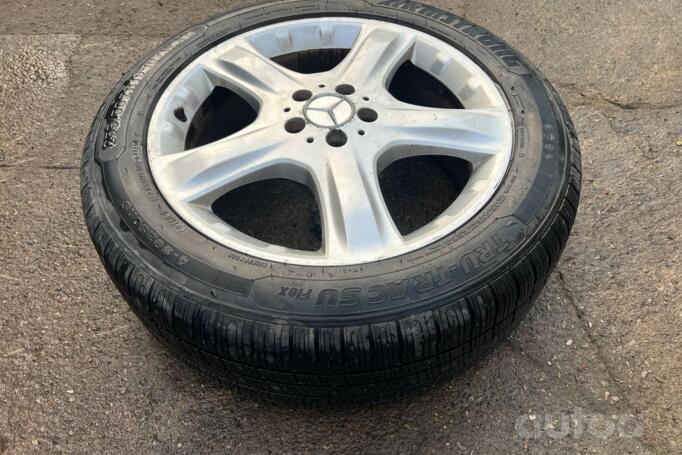 Kita, lengvojo lydinio