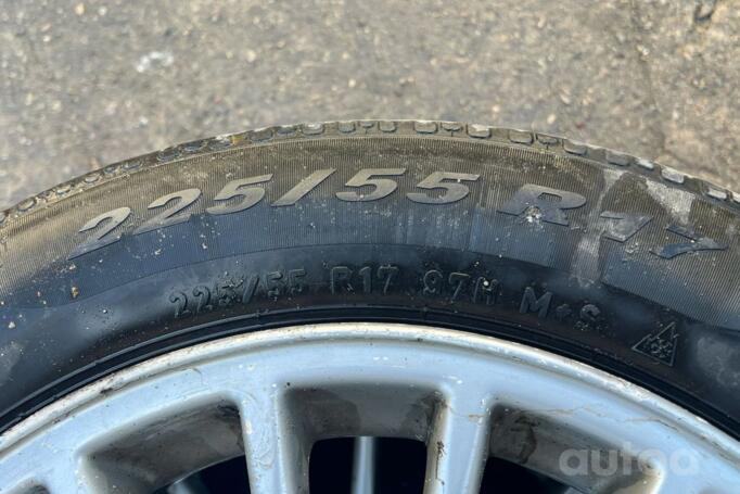 Kita, lengvojo lydinio