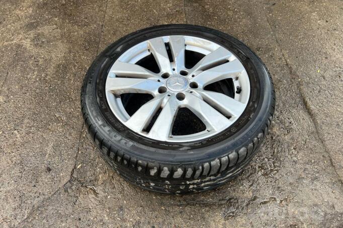 Kita, lengvojo lydinio