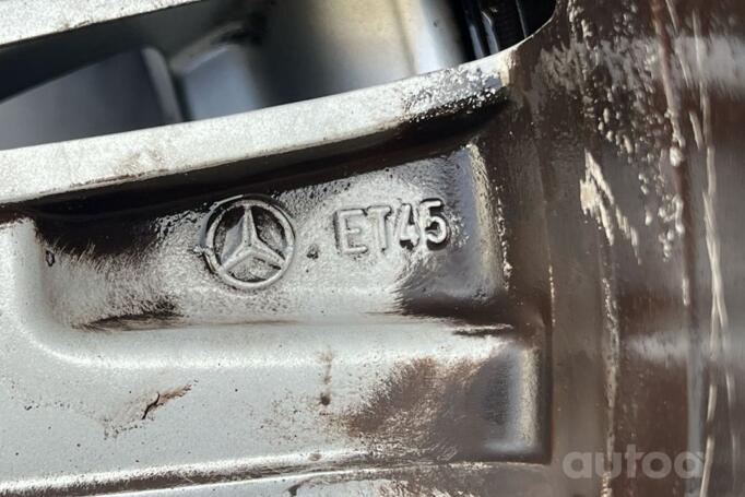 Kita, lengvojo lydinio