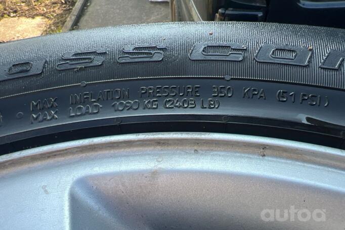 Kita, lengvojo lydinio