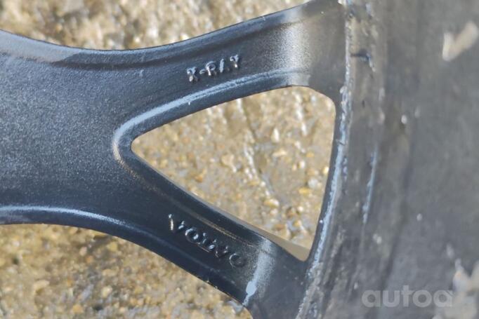 Kita, lengvojo lydinio