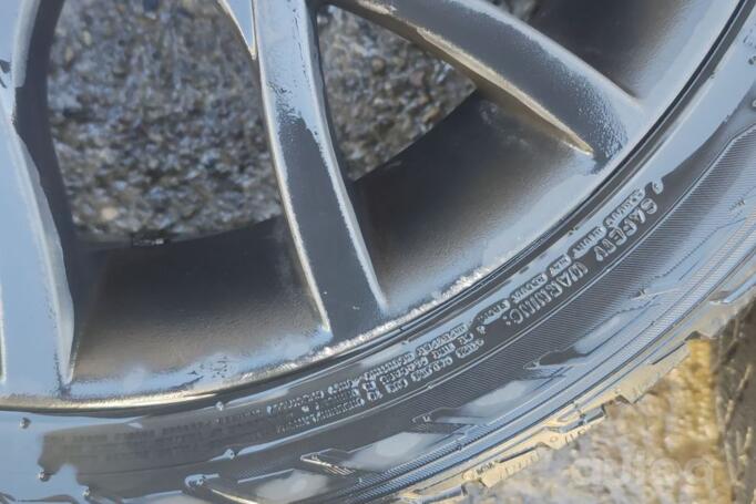 Kita, lengvojo lydinio