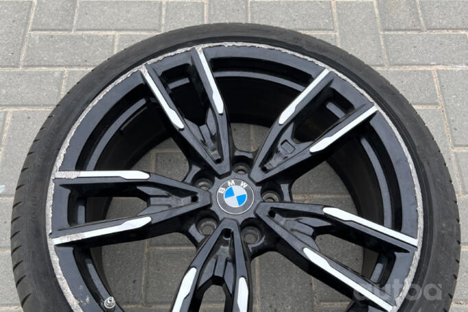 BMW, lengvojo lydinio