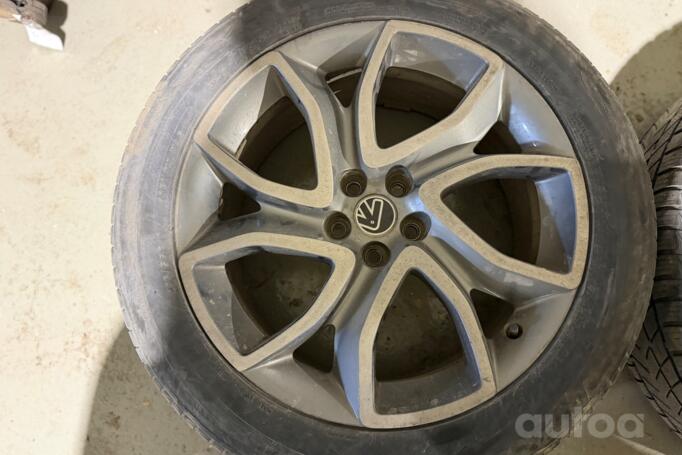 Volvo, lengvojo lydinio