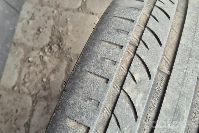 Audi, lengvojo lydinio