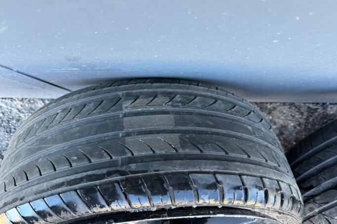 Kita, lengvojo lydinio