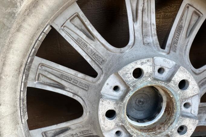 BMW, lengvojo lydinio