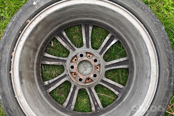 Kita, lengvojo lydinio