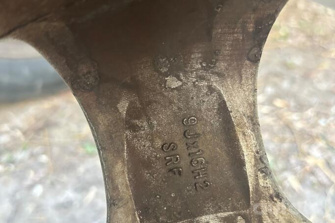 Kita, lengvojo lydinio