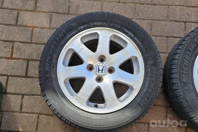 Honda, lengvojo lydinio