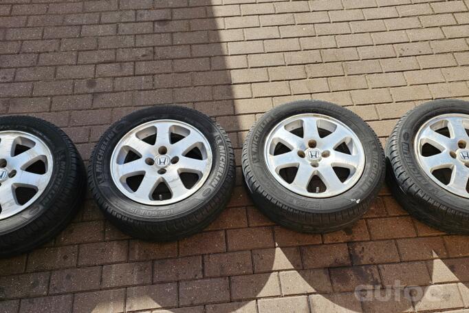 Honda, lengvojo lydinio