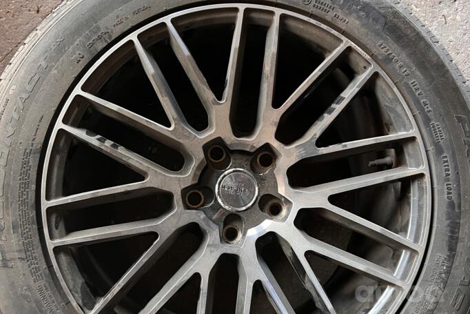 Porsche, lengvojo lydinio