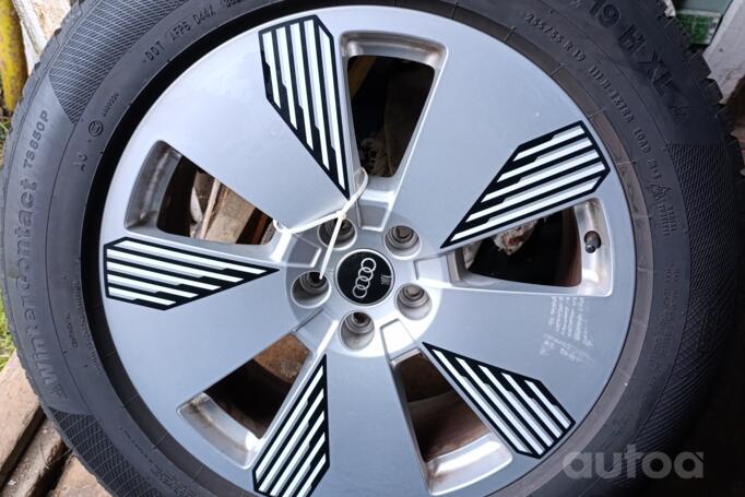 Audi, lengvojo lydinio