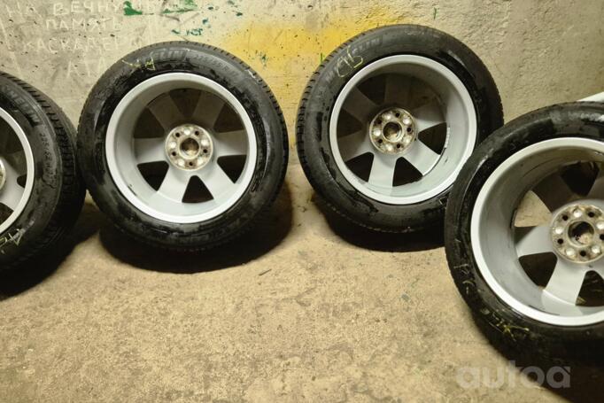 AUDI A6, lengvojo lydinio