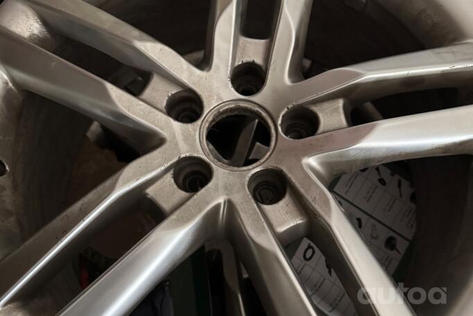 Audi, lengvojo lydinio