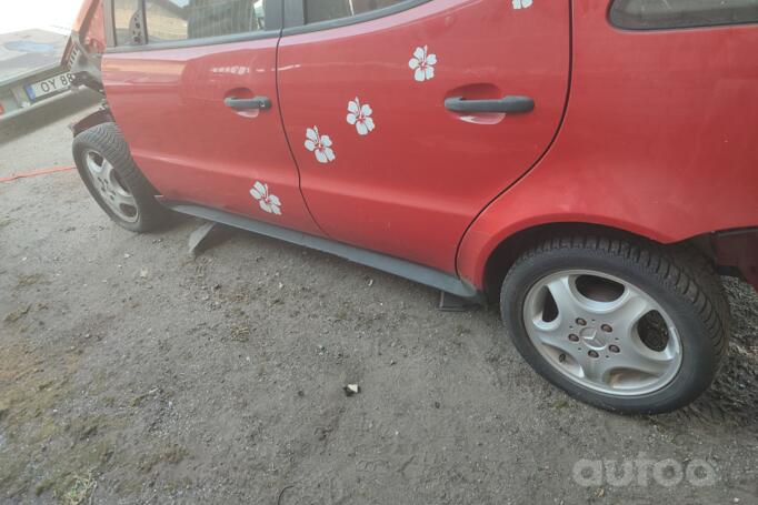 Mercedes, lengvojo lydinio