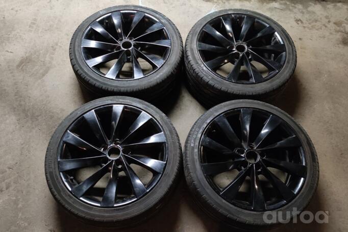 Kita, lengvojo lydinio