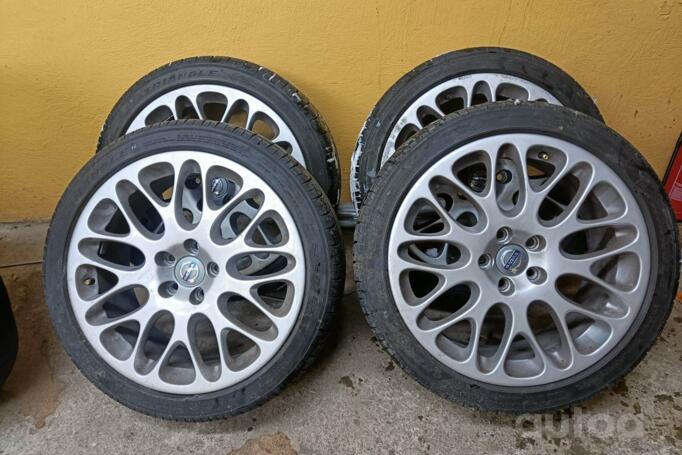 Volvo, lengvojo lydinio