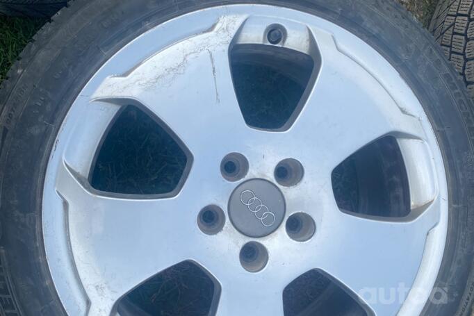 Audi orginalus ratlankiai, lengvojo lydinio