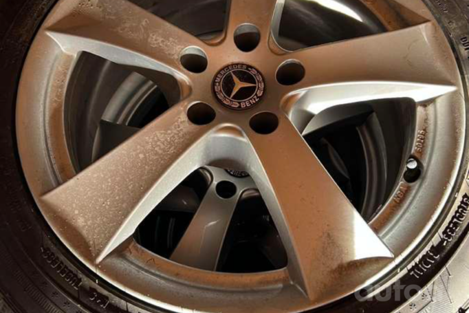 Kita, lengvojo lydinio