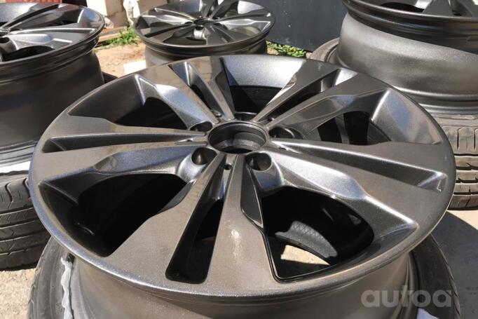 Mercedes-Benz, lengvojo lydinio