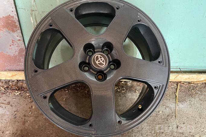 Toyota, lengvojo lydinio