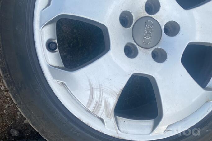 Audi orginalus ratlankiai, lengvojo lydinio